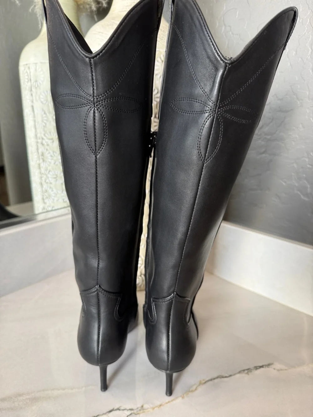 I.N.C. International Concepts NWOB Women's Hayleigh Mid-Heel Cowboy Boots 7.5